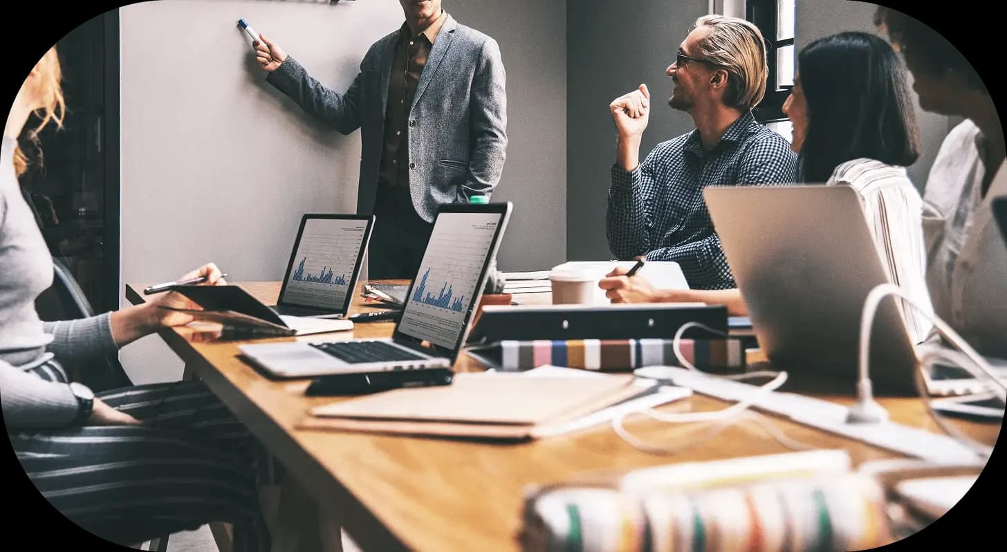 Staff Augmentation e Infraestructura Tecnológica